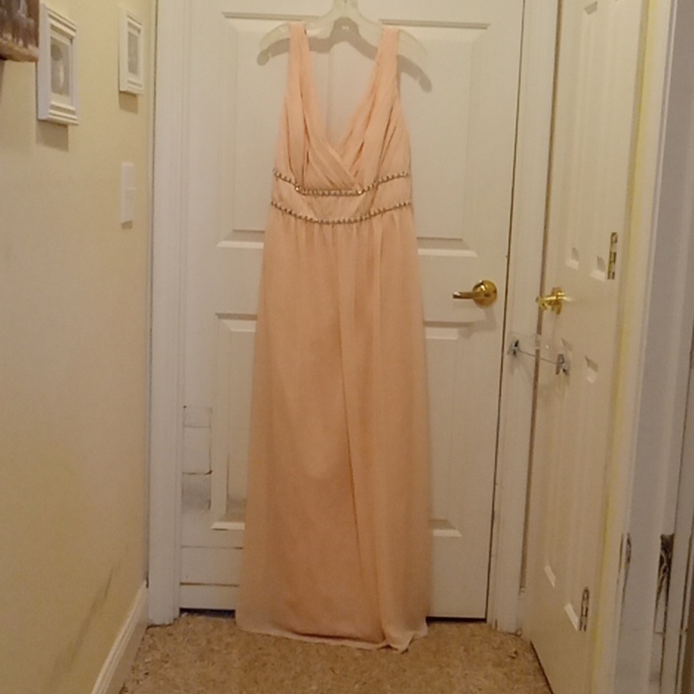 Formal prom dress NEW in light pink jeweled accents w/ matching accessories